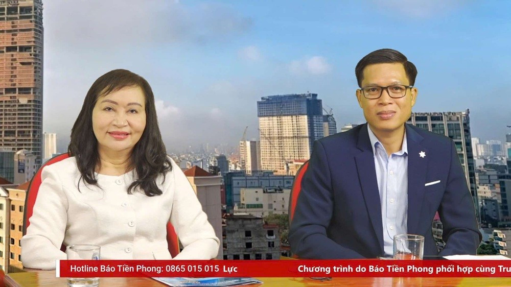 TS Đặng Thị Ngọc Lan (trái) và TS Đỗ Hồng Quân (phải). livestream-2-4997.jpg