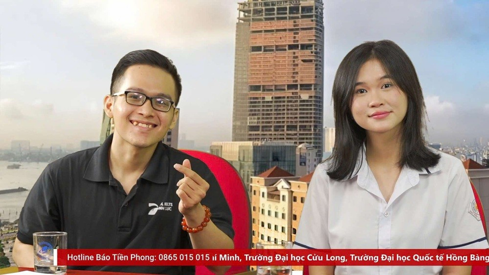 ThS Trần Anh Khoa (trái) và Nguyễn Dương Gia Linh (phải). livestream-4-1638.jpg