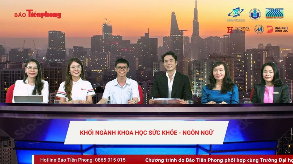 livestream-1.jpg