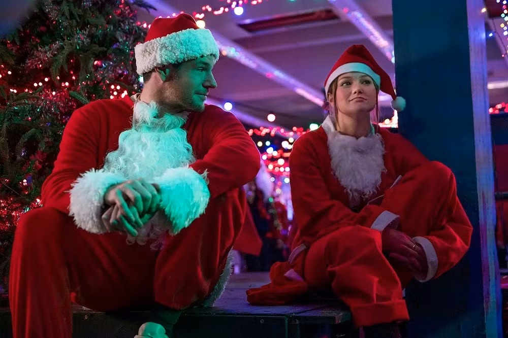 jingle-bell-heist-2.jpg