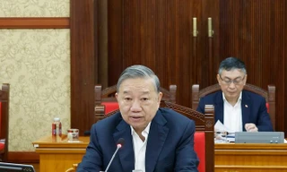 Tổng Bí thư chủ trì phiên họp của Ban Bí thư về công tác tổ chức Tết Bính Ngọ