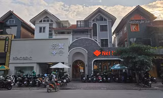 'Làng Việt kiều châu Âu' méo mó, nhếch nhác vì vi phạm trật tự xây dựng