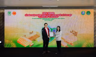 CPV Food đón nhận Chứng nhận Chất lượng quốc tế tích hợp và công bố chương trình '3 an toàn'