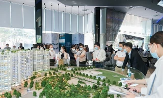 Doanh nghiệp bất động sản vẫn 'nín thở' chờ Tết