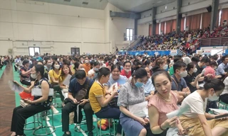 Cách chấm dứt cảnh hàng nghìn người chen chân nộp hồ sơ và 'bốc thăm may rủi' mua NƠXH? 