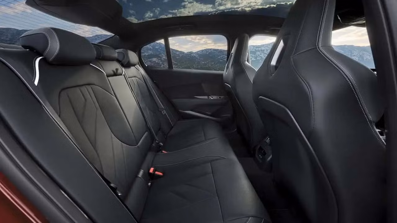 bmw-m350-xdrive-2027-11.jpg