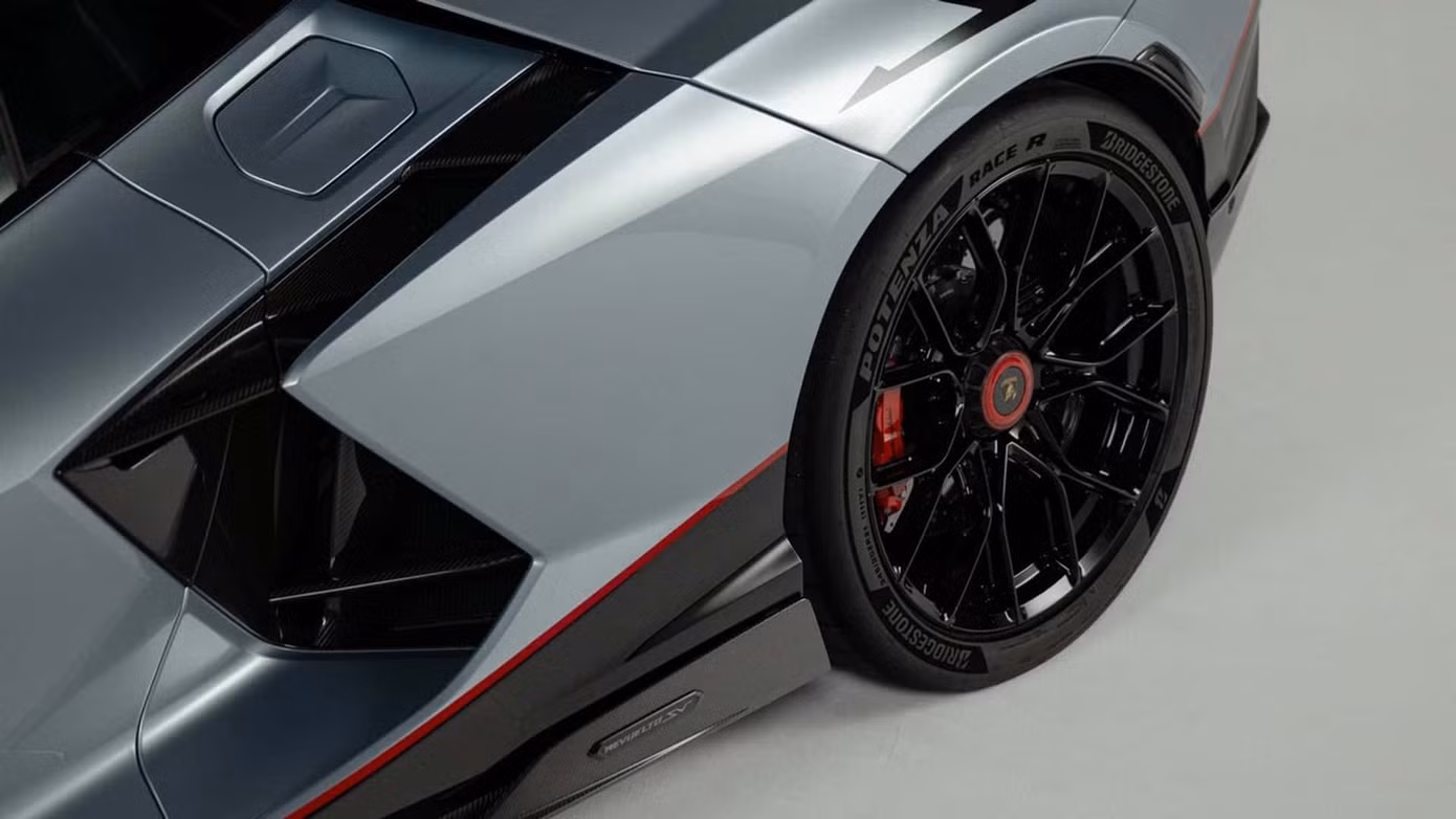 lamborghini-revuelto-sv-1549.jpg