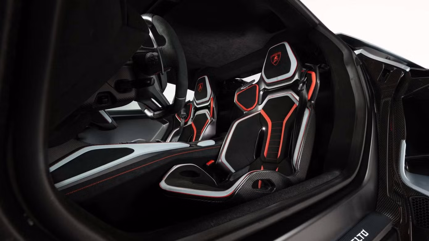 lamborghini-revuelto-sv-6625.jpg