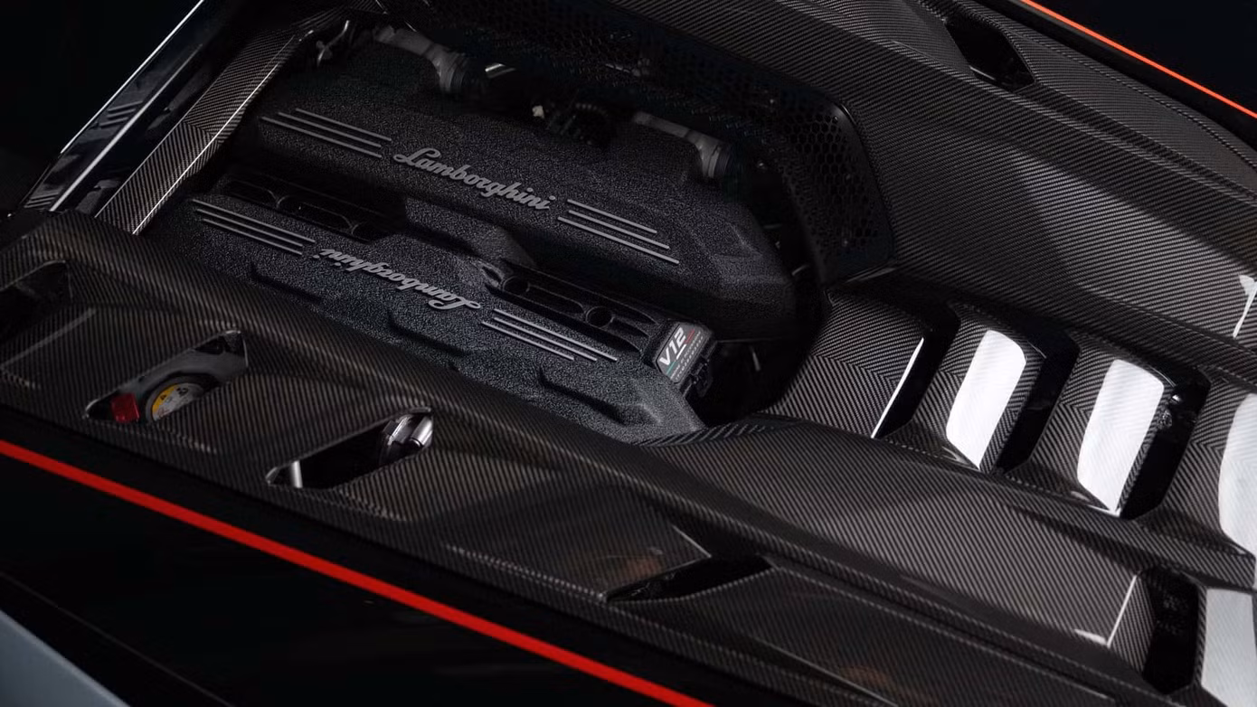 lamborghini-revuelto-sv-4728.jpg