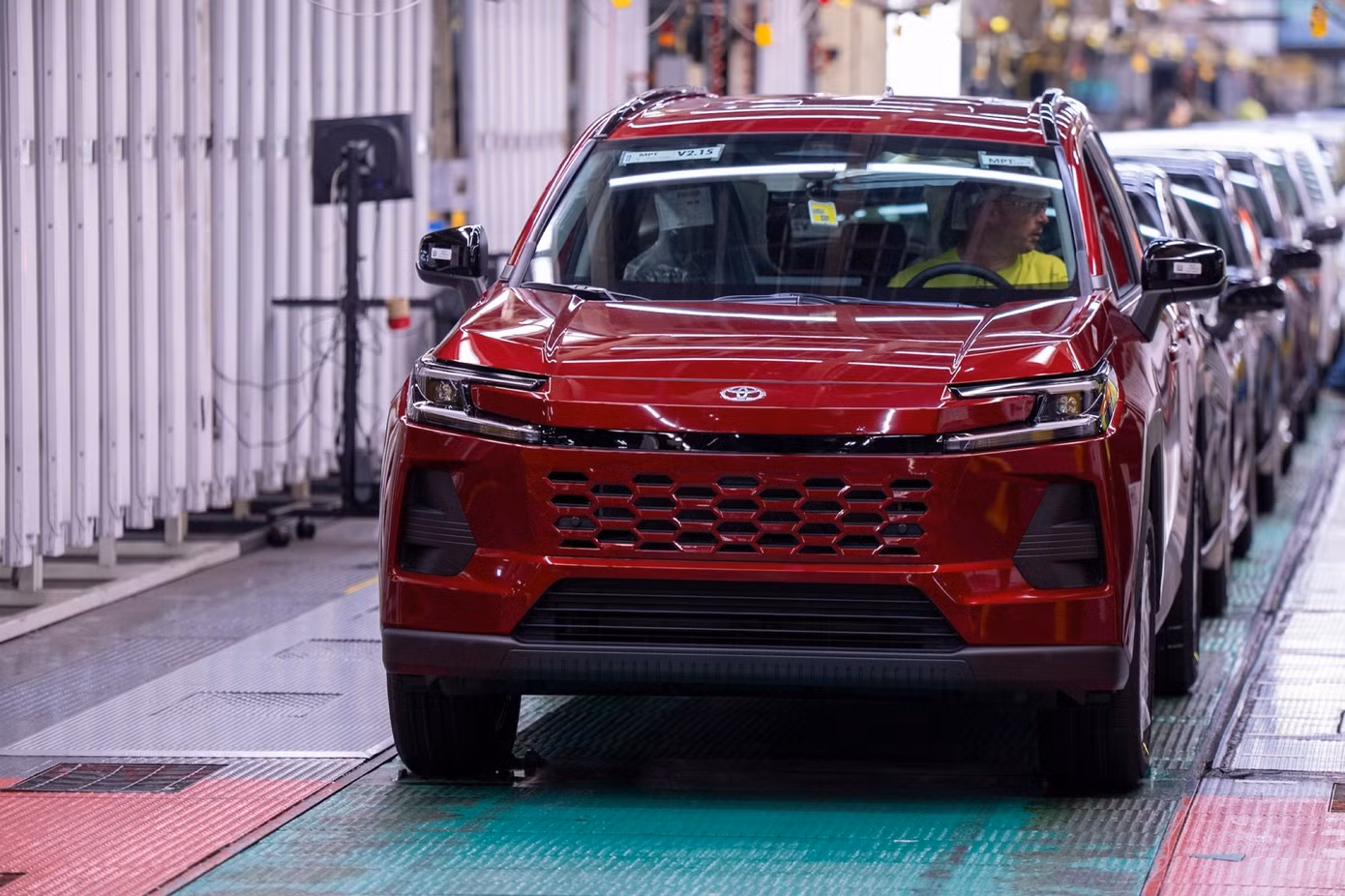 toyota-rav4-kentucky-plant-sep2261100005.jpg