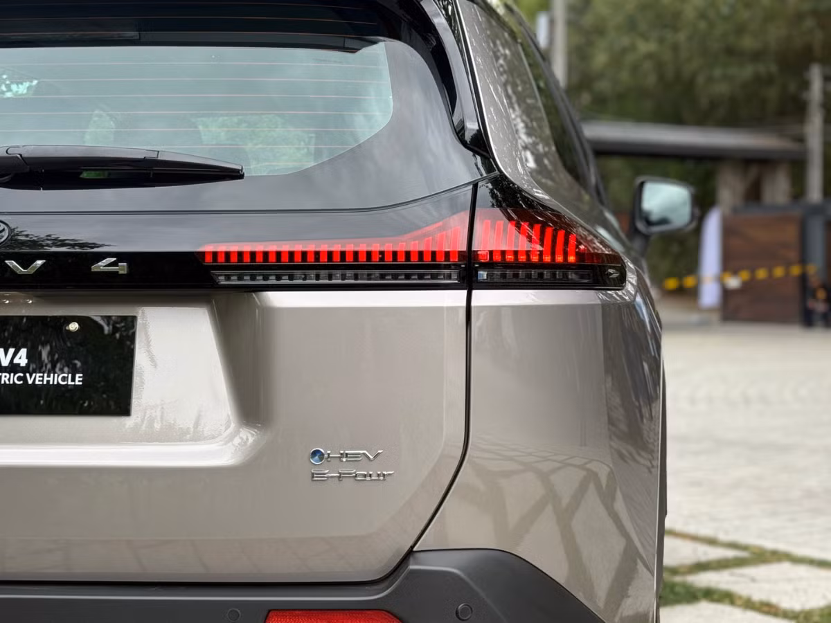 rav4-hybrid.png