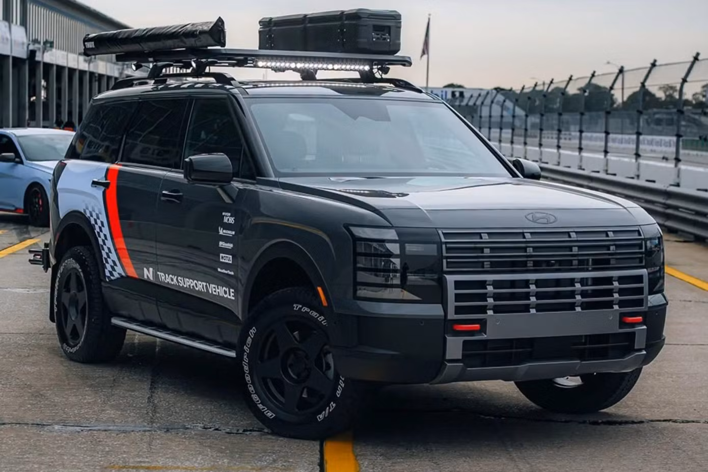 hyundai-palisade-xrt-n-track-support-vehicle-1-2048x2048.jpg