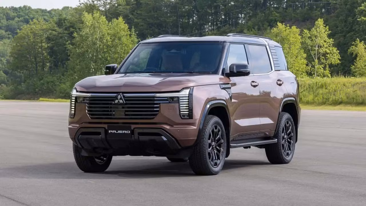 2027-mitsubishi-pajero.jpg