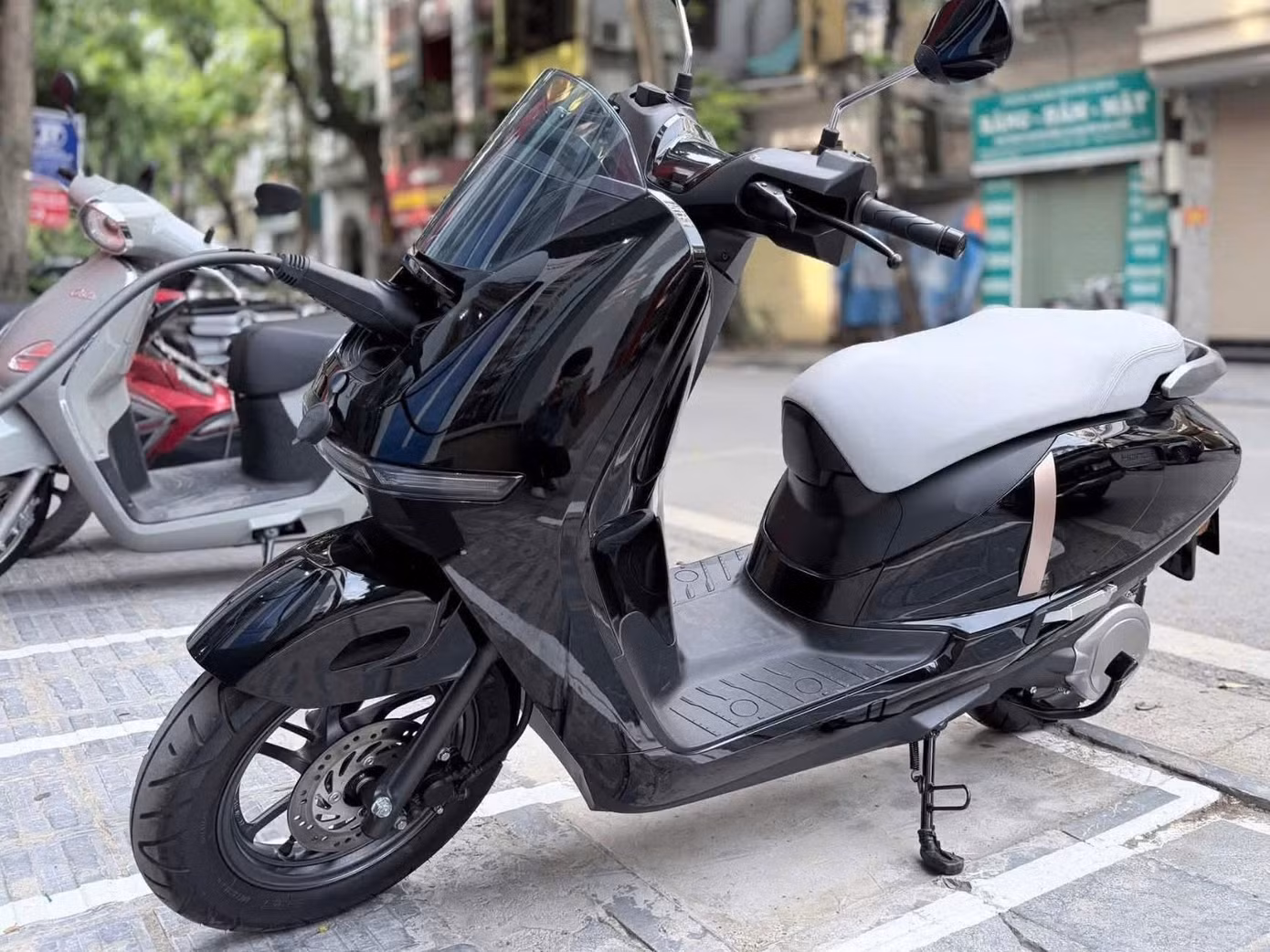 honda-uc3-dai-ly.jpg