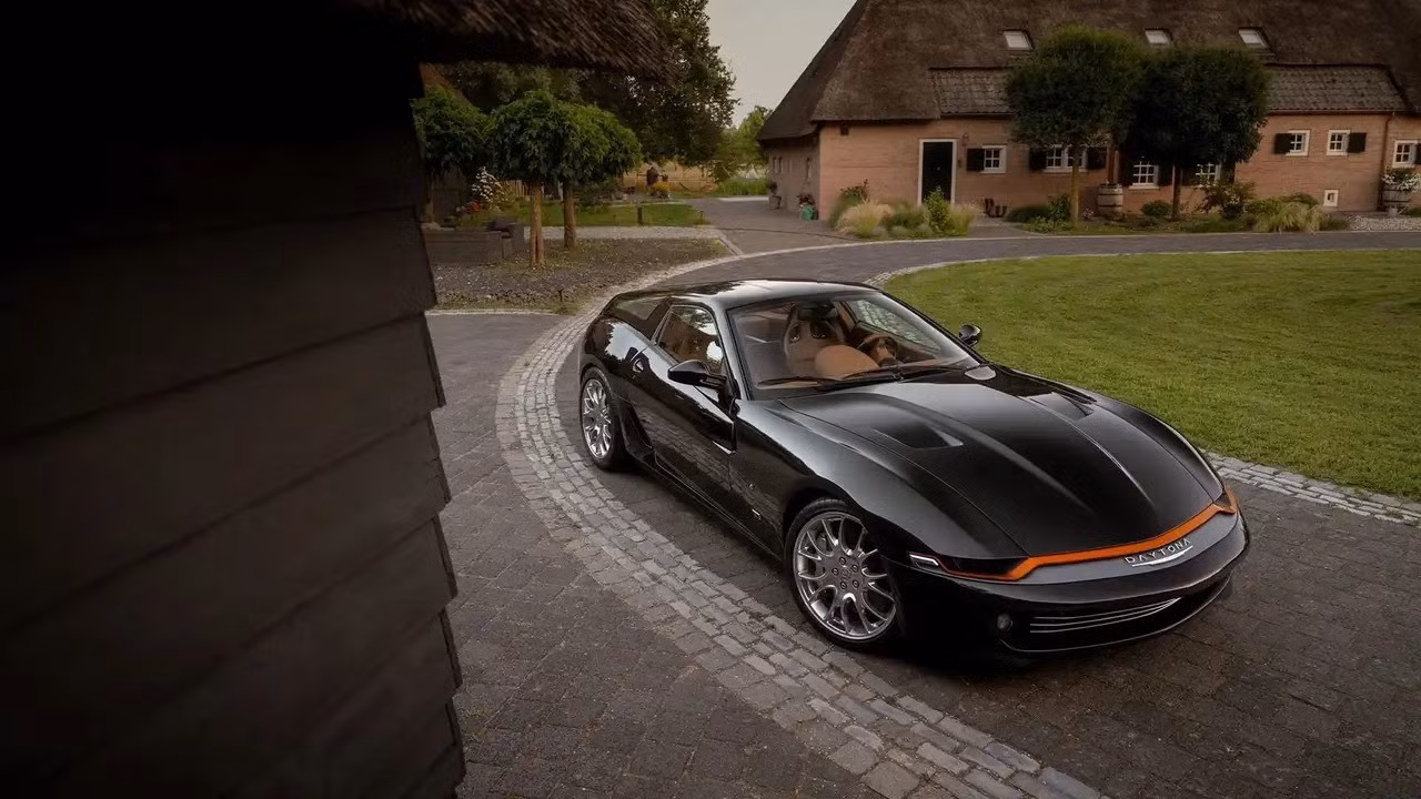 2026-daytona-shooting-brake-hommage-by-niels-van-roij-design-5.jpg