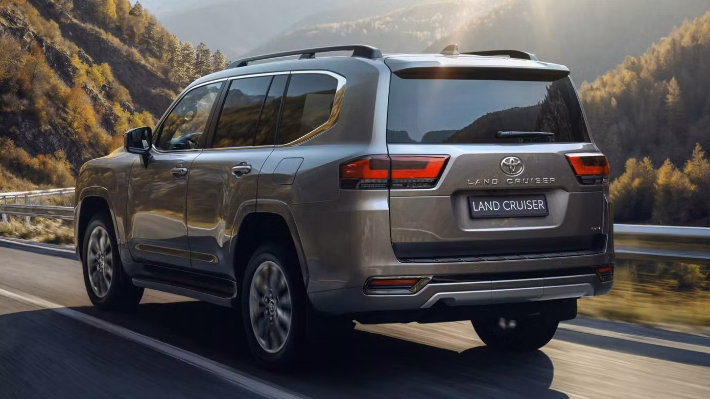 2026-toyota-land-cruiser-300-hybrid-2-copy-2048x1152.jpg