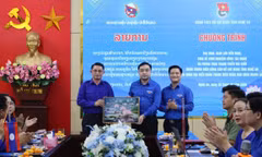 Tuổi trẻ Nghệ An vun đắp tình hữu nghị Việt Nam - Lào