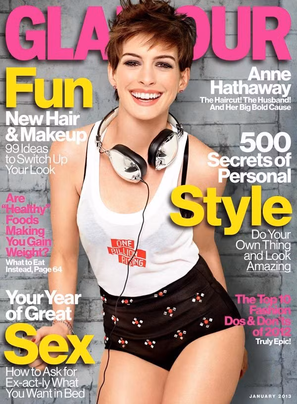 Anne Hathaway trên trang bìa tạp chí Glamour số tháng 1