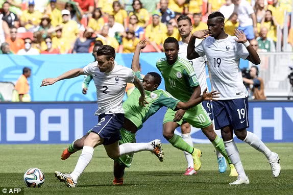 Pháp – Nigeria (2-0): 'Trống choai' Pogba hạ gục Đại bàng xanh ảnh 13