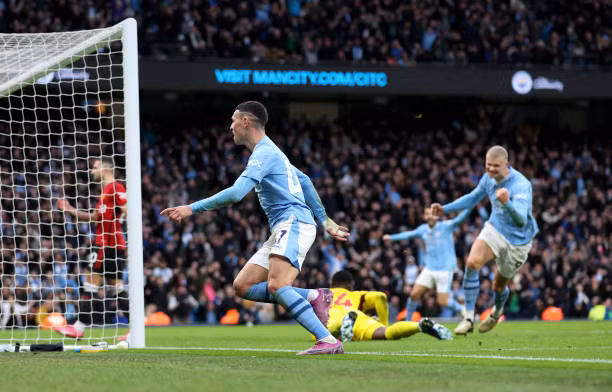 Foden rực sáng, Man City thắng ngược MU đầy cảm xúc ảnh 20 Foden rực sáng, Man City thắng ngược MU đầy cảm xúc ảnh 20