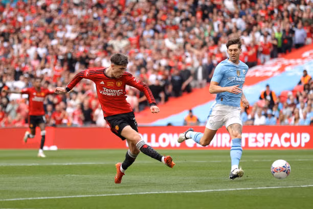 Thắng sốc Man City, MU đoạt FA Cup và vé dự cúp châu Âu ảnh 12