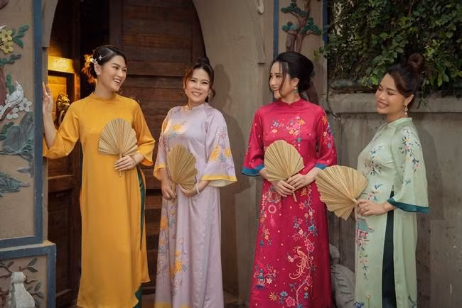 Ngọc Thanh Tâm cho biết, sau Tết Nguyên Đán 2022, cô cũng sẽ ra mắt một dự án đặc biệt, hứa hẹn rất mới mẻ và hấp dẫn.