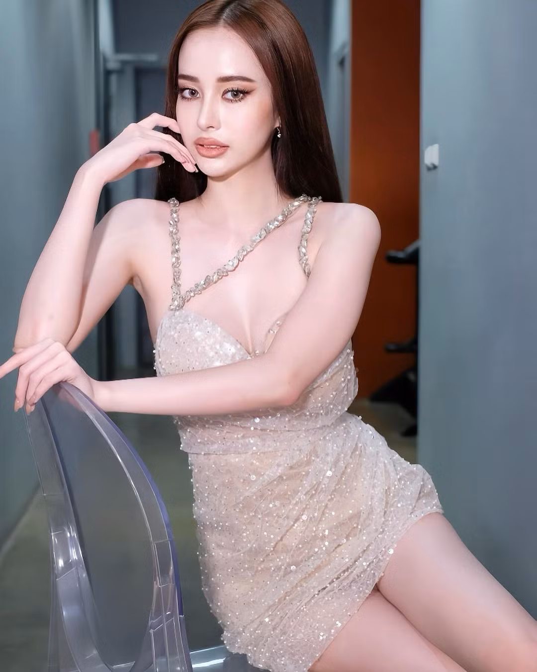 Thitaree Pongtonsaton là nhà sáng tạo nội dung nổi tiếng trên các nền tảng mạng xã hội.