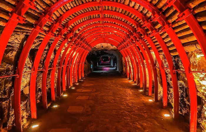 Nhà thờ muối xứ Zipaquira. Ảnh: Bogota Pass.