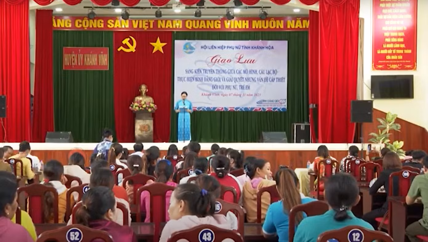 Quang cảnh chương trình Quang cảnh chương trình
