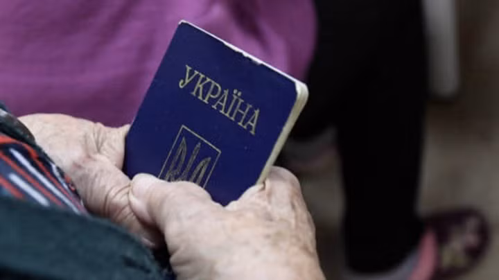 Nga chấm dứt miễn thị thực đi lại với công dân Ukraine. (Ảnh: Sputnik) Nga chấm dứt miễn thị thực đi lại với công dân Ukraine. (Ảnh: Sputnik)