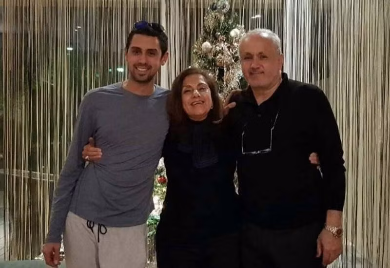 Nayel Nassar là con trai của Fouad Nassar và Iman Harby, chủ sở hữu công ty kiến trúc và thiết kế nội thất Diwan Interiors International, theo South China Morning Post. Được thành lập vào năm 1987 tại Kuwait, đây là một trong những công ty hàng đầu trong ngành với hàng trăm dự án trong hơn ba thập kỷ, từng hợp tác với Citigroup Kuwait, Mercedes-Benz hay JW Marriott. Theo Biography Daily, Nayel có tài sản ròng ước tính khoảng 100 triệu USD .