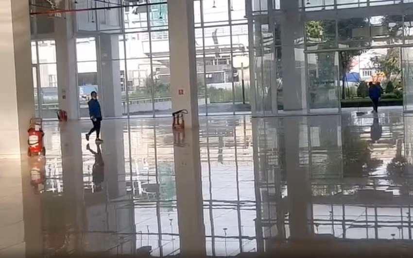 BXMĐ mới vẫn còn vắng khách, chưa đáp ứng kỳ vọng. Ảnh: CTV.