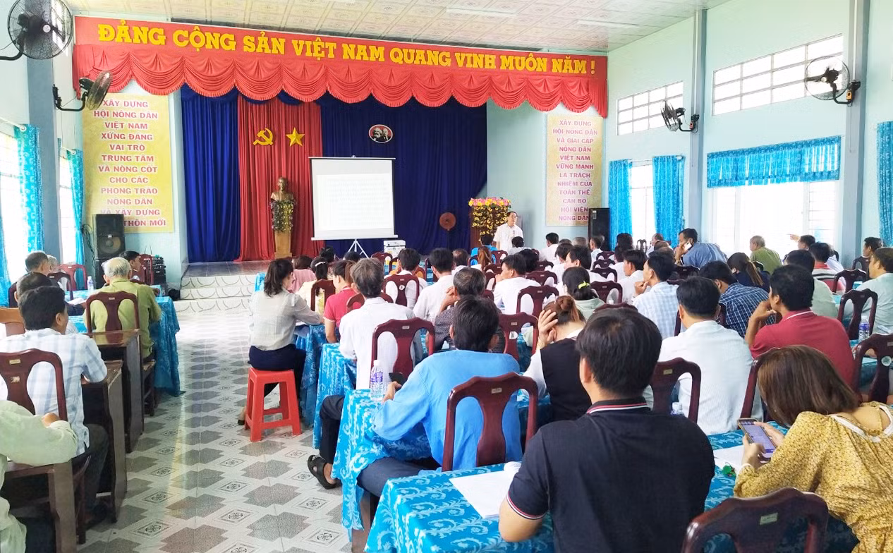 Quang cảnh lớp tập huấn