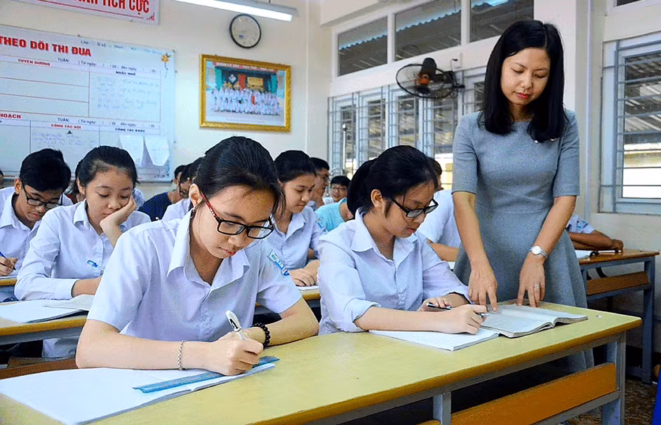 Quảng Ninh cho học sinh nghỉ học sau 1 tuần trở lại trường ảnh 1