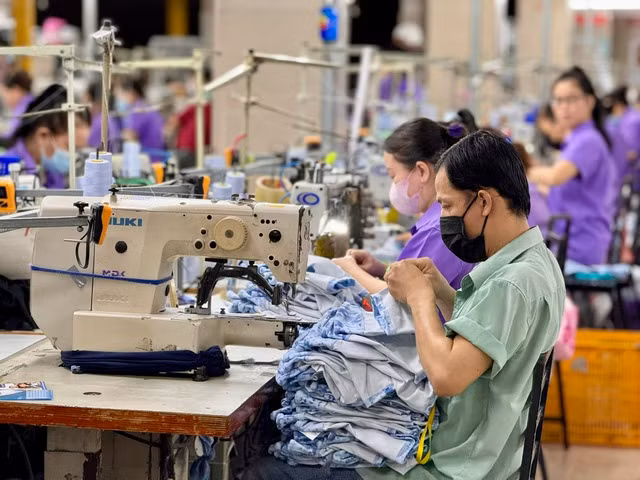 Mức thưởng cao nhất thuộc về một doanh nghiệp FDI, với 1,908 tỉ đồng và thấp nhất là 5,9 triệu đồng