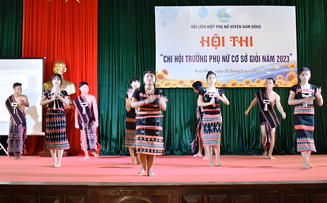 Sinh hoạt văn hóa, văn nghệ của người dân vùng cao Nam Đông, TT-Huế.