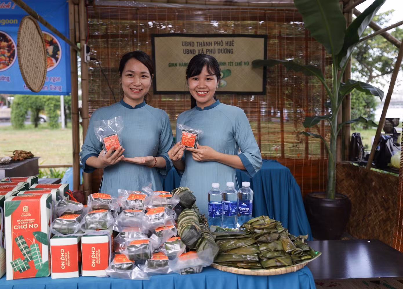 Nhiều món ngon, độc, lạ để thực khách, khách du lịch, người dân Huế lựa chọn khi đến với lễ hội ẩm thực “Kinh đô Huế với bốn phương”. (Nguồn ảnh: Sở Du lịch TT-Huế)