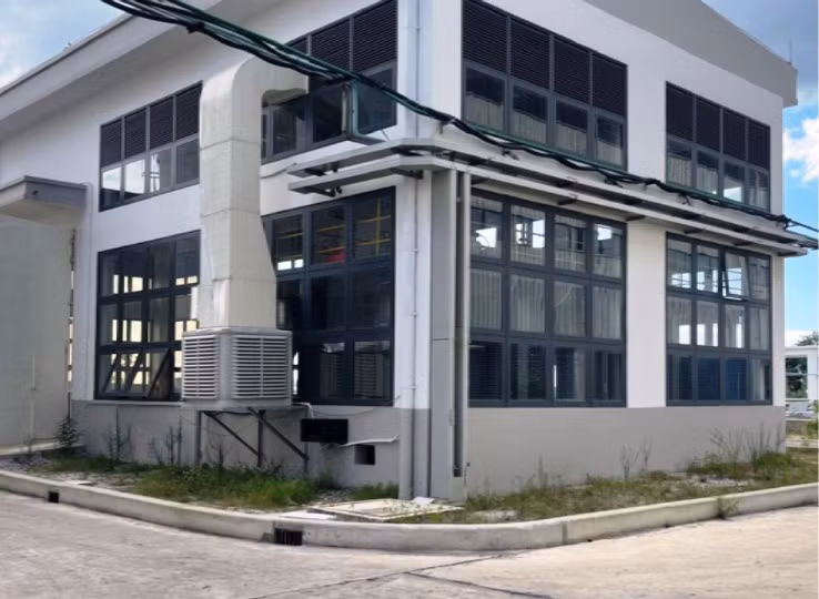 Nhà xưởng xây dựng chưa được cấp phép bên trong Nhà máy Kanglongda Huế (giai đoạn 2).