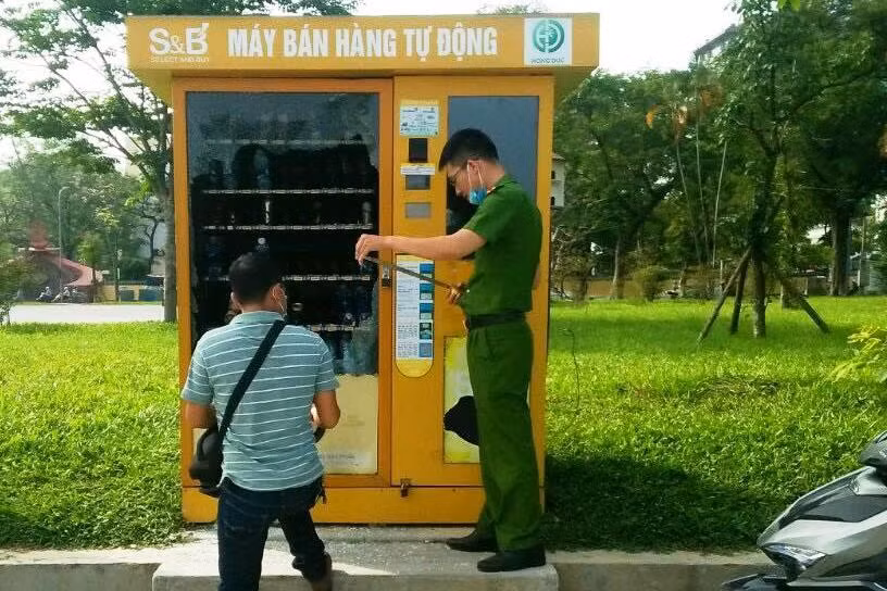 Công an TP Huế kiểm tra hiện trường