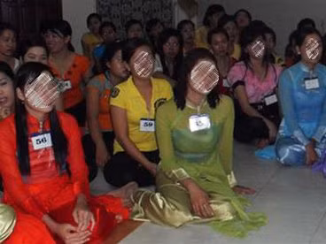 Ảnh minh họa nhiều phụ nữ Việt Nam được môi giới để lấy chồng Hàn Quốc. Ảnh: Tuổi trẻ