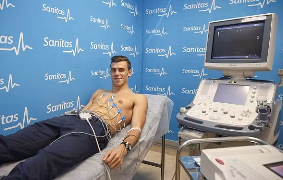 Gareth Bale đã hoàn tất việc kiểm tra y tế và sẽ có buổi ra mắt hoàng tráng trước các CĐV Real Madrid