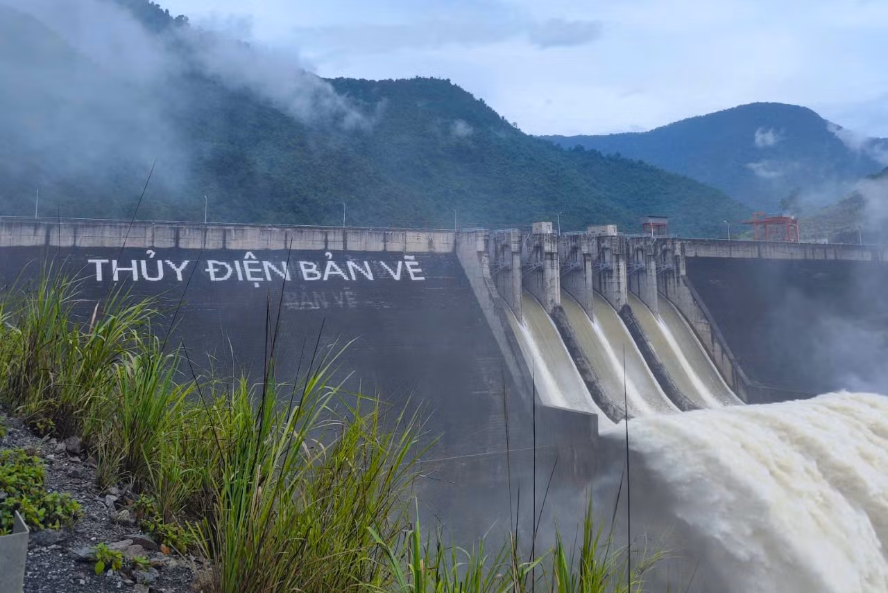 Thủy điện Bản Vẽ sẽ xả điều tiết nước đến khi lưu lượng nước về hồ dưới 1.000m3/s.