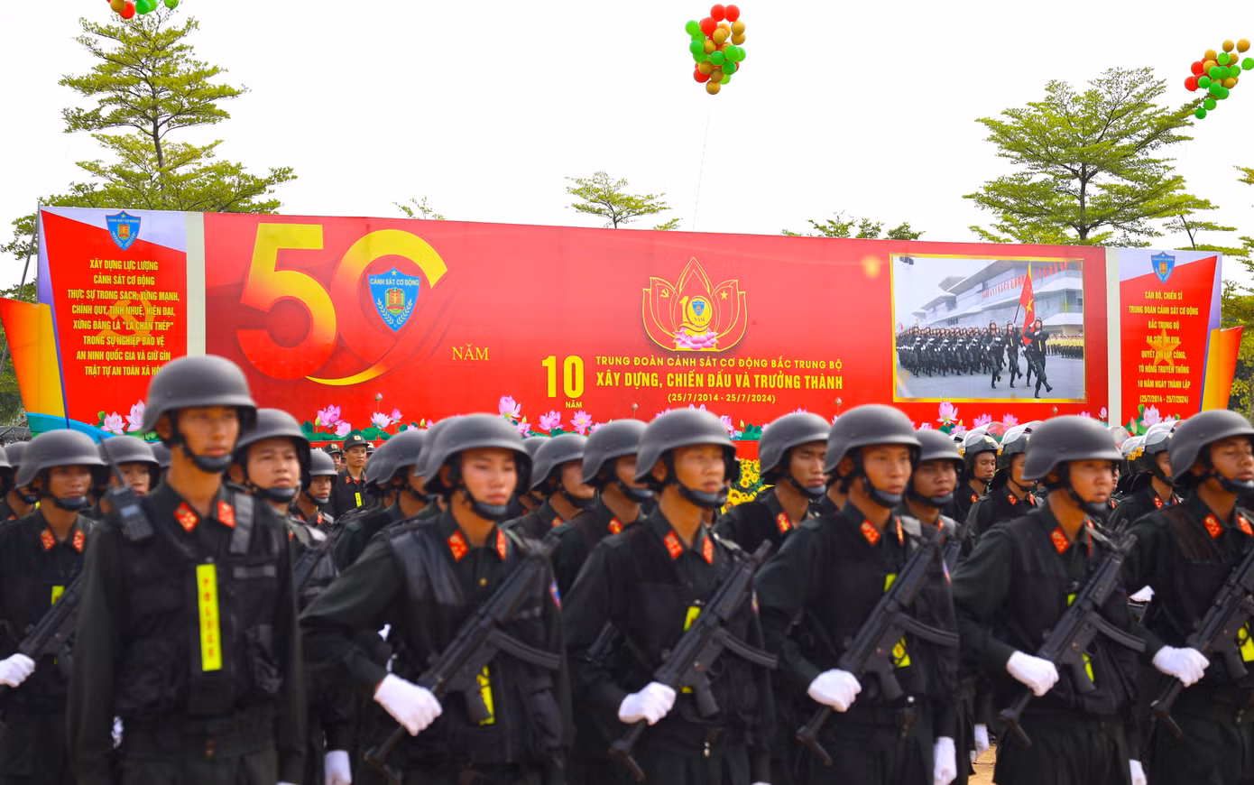 Suốt 10 năm qua, Trung đoàn CSCĐ đã đạt nhiều thành tích, chiến công nổi bật được lãnh đạo các cấp ghi nhận, đánh giá cao.