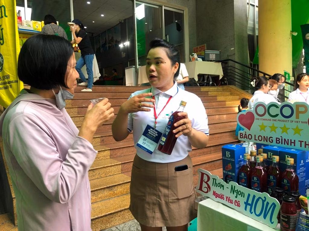 Nước ép thanh long đạt OCOP 4 sao Nước ép thanh long đạt OCOP 4 sao