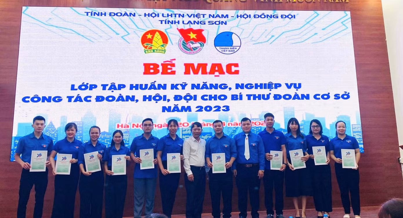 Bế mạc lớp tập huấn.
