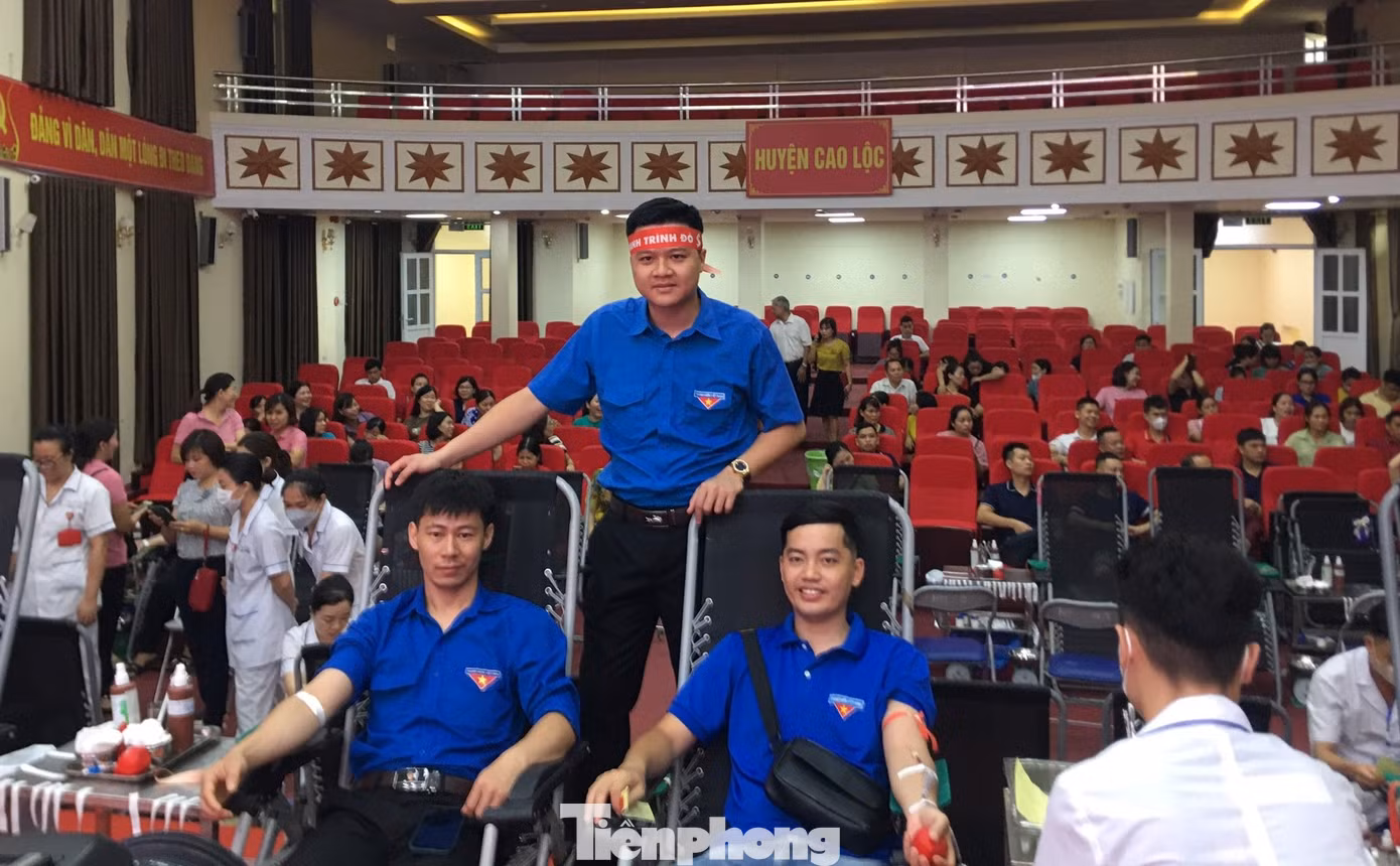 Sắc xanh tình nguyện lan tỏa chương trình Sắc xanh tình nguyện lan tỏa chương trình