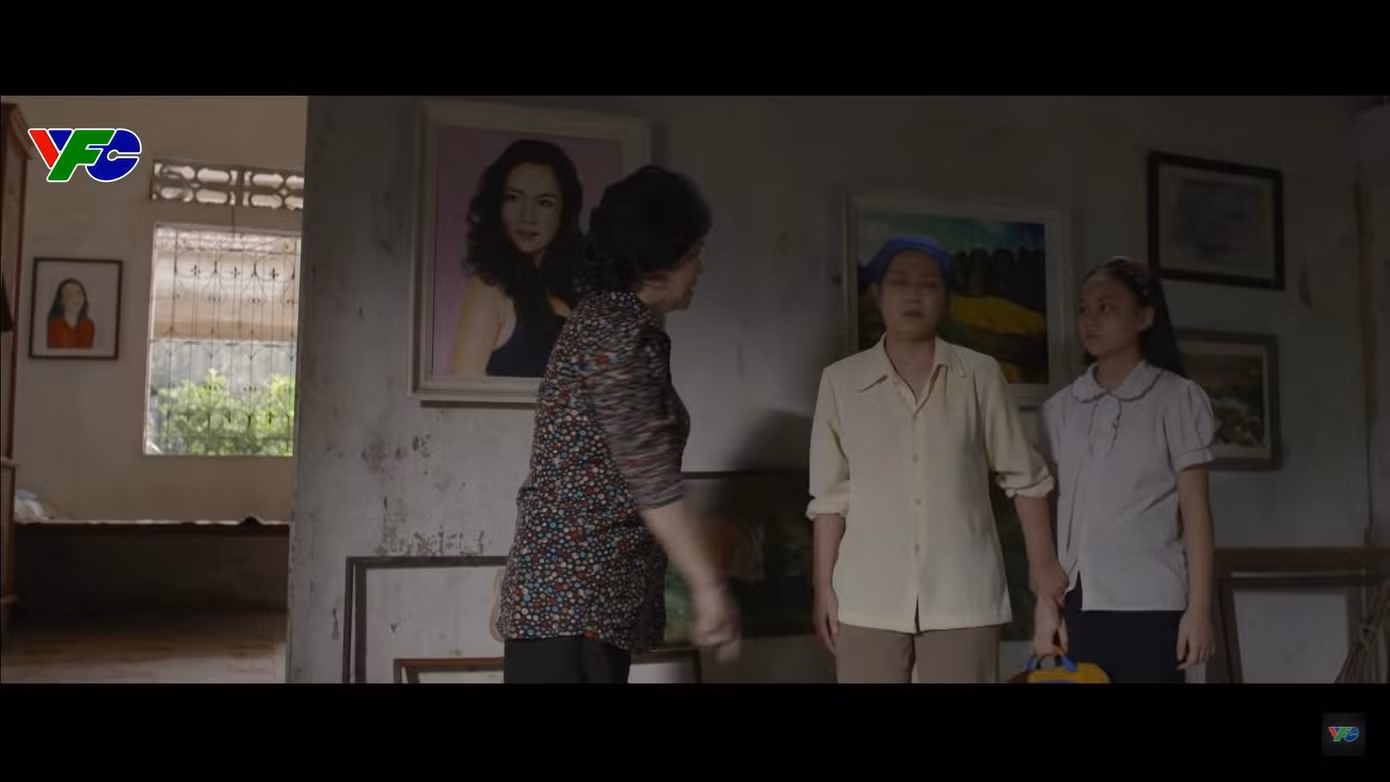 Không chỉ ghét con dâu, bà còn ghét cả cháu nội. Không chỉ ghét con dâu, bà còn ghét cả cháu nội.