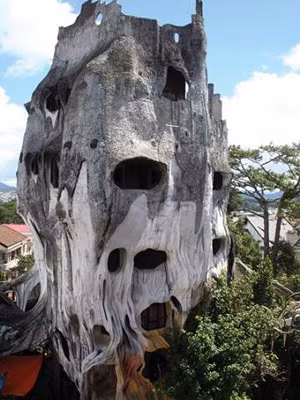 Kiến trúc độc đáo của “Crazy house”