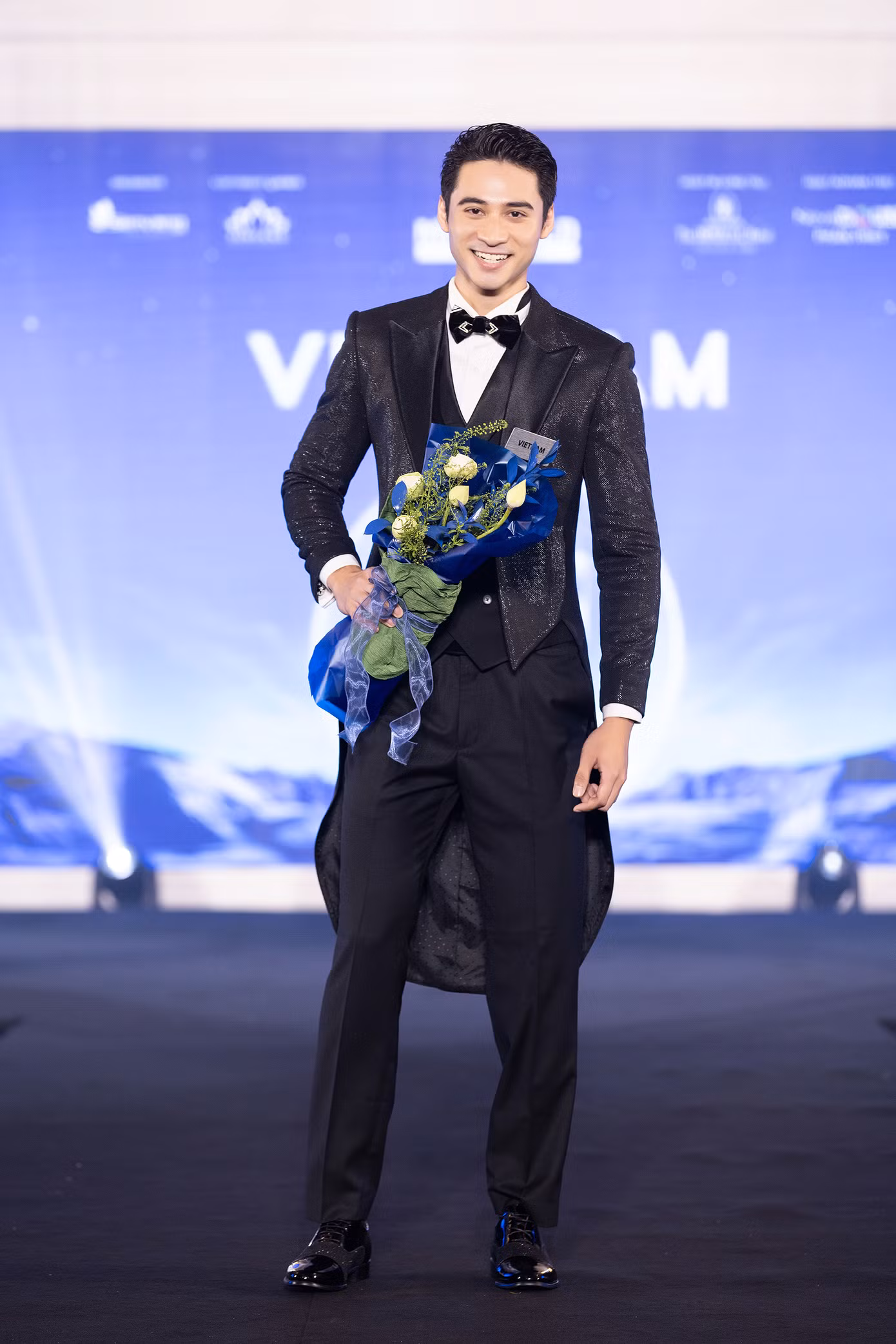 Hơn 60 trai đẹp đến Việt Nam cạnh tranh tại Mr World.