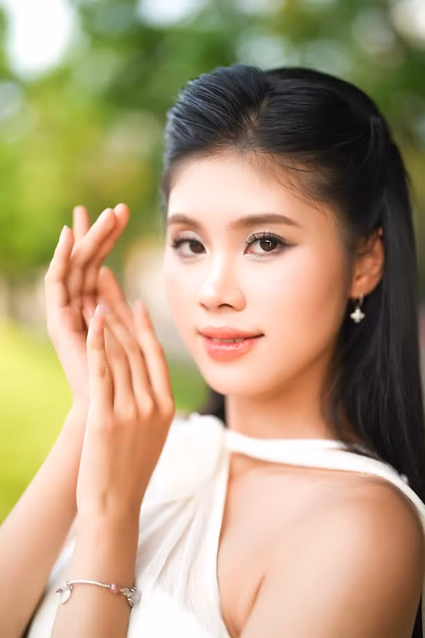 Bảo Hà chia sẻ cô may mắn có những người bạn chung đam mê ca hát tại nhà chung Hoa hậu Việt Nam. "Tôi và chị Mỹ Vân thích đàn, hát, mượn âm nhạc giải tỏa căng thẳng. Chúng tôi còn chia sẻ vui là lập ban nhạc tại Hoa hậu Việt Nam, đi hát sau khi cuộc thi kết thúc", cô nói.